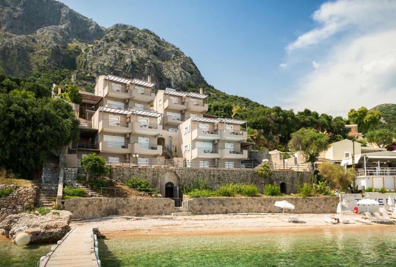Glyfa Beach Villas Barbati Exteriér fotografie